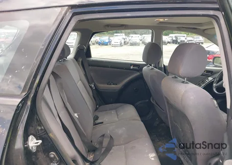 2006 Toyota Matrix Xr z USA, uszkodzony, nr VIN 2T1KR30E26C616163